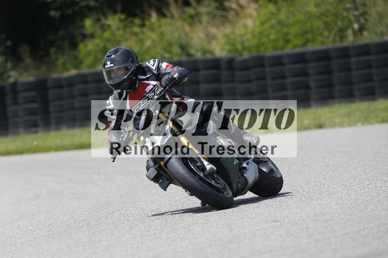 /27 12.06.2025 Ducati Schweiz Trackday Warmup  ADR/gruen-vert/28